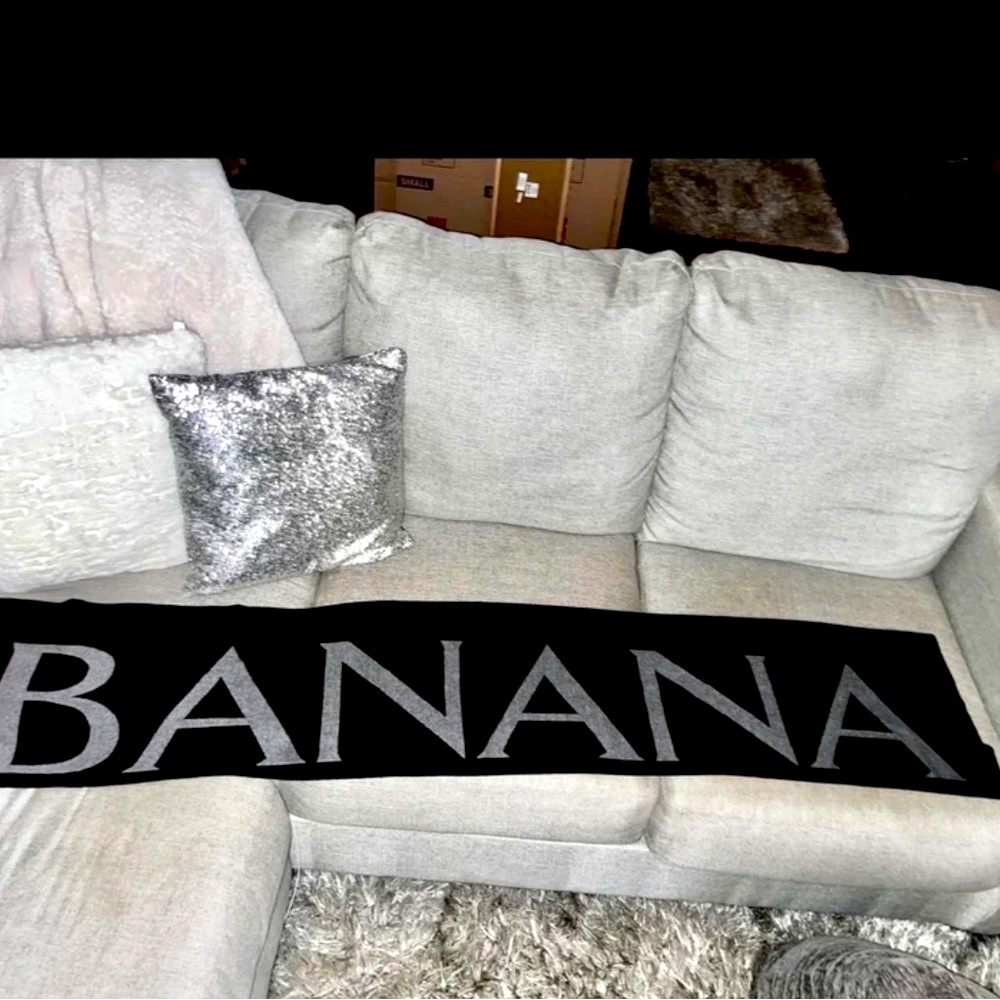 Banana Republic Unisex Grey Charcoal Scarf One Size Herringbone New!!